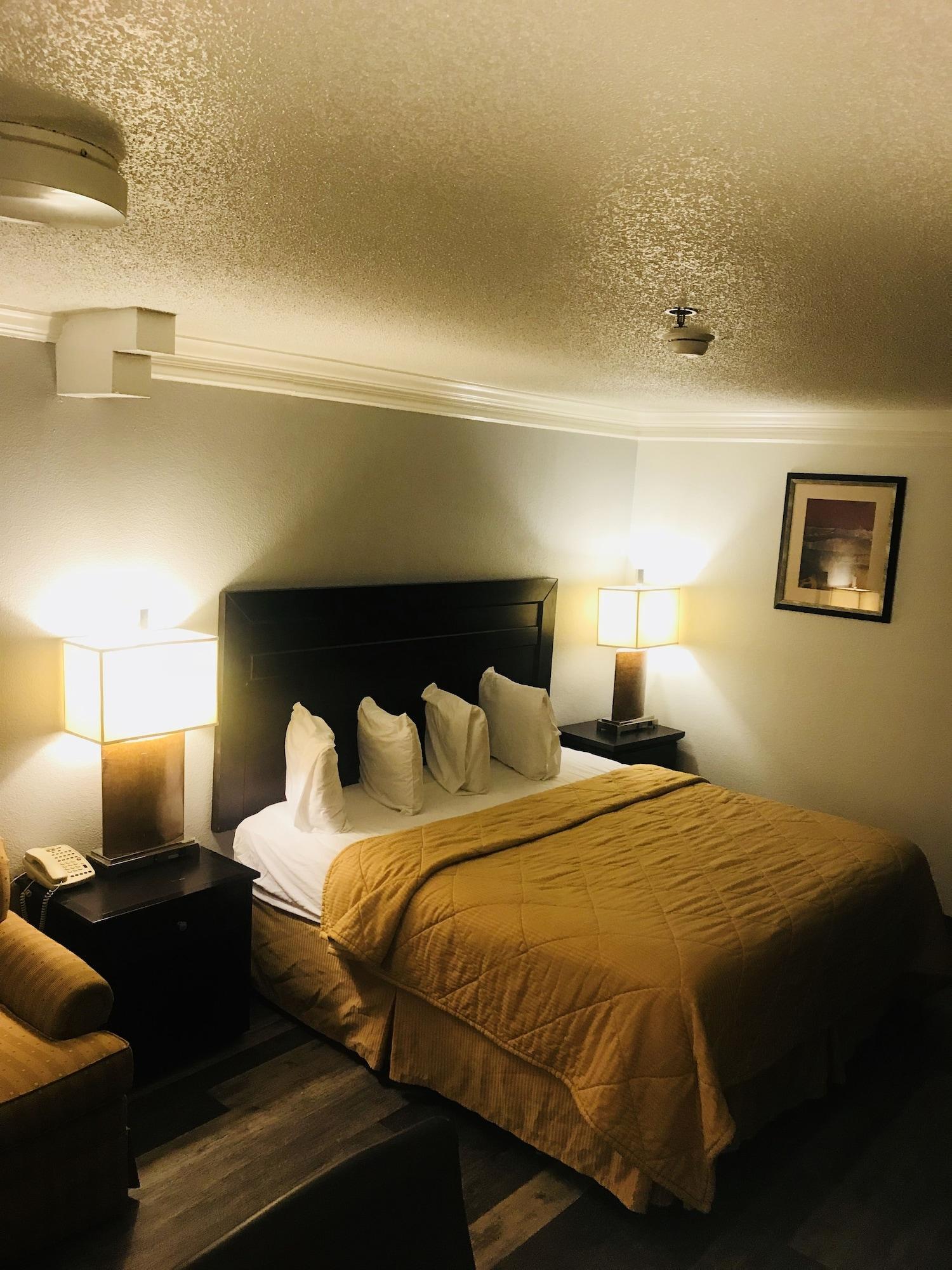 Rodeway Inn Стивенвилл Экстерьер фото